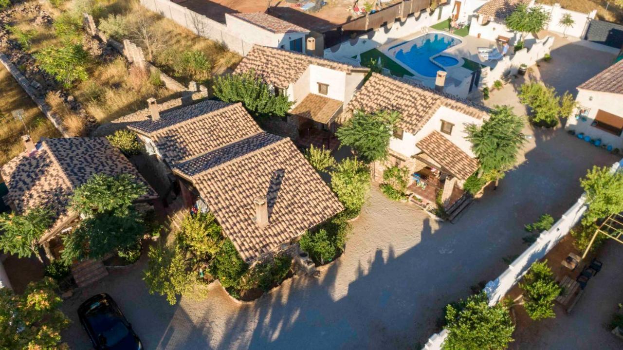 Casas Rurales Con Jacuzzi Quijote Y Sancho ออสซา เด มอนเตียล ภายนอก รูปภาพ