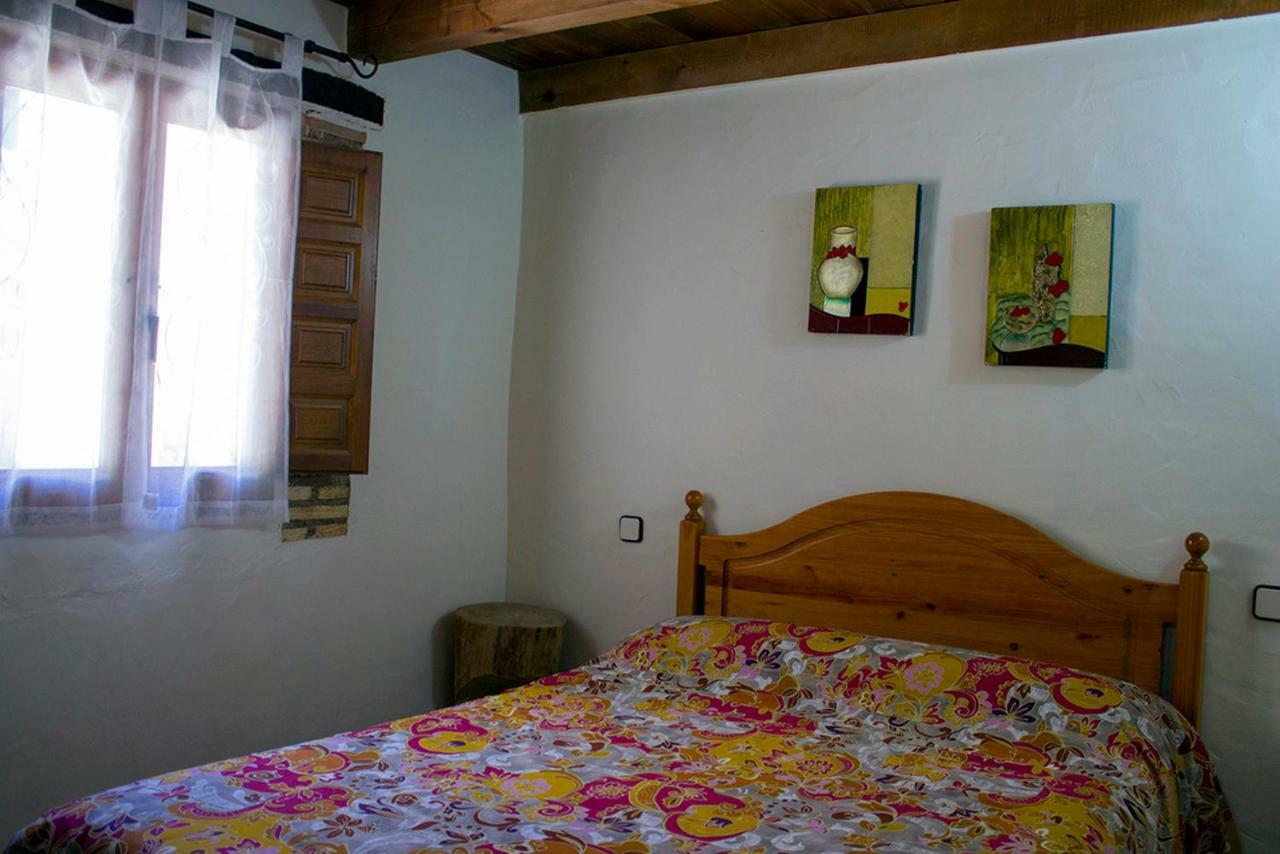 Casas Rurales Con Jacuzzi Quijote Y Sancho ออสซา เด มอนเตียล ภายนอก รูปภาพ